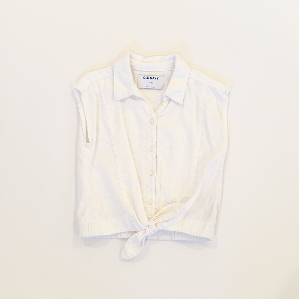 Old Navy Girl’s Front Tie Button Up Top